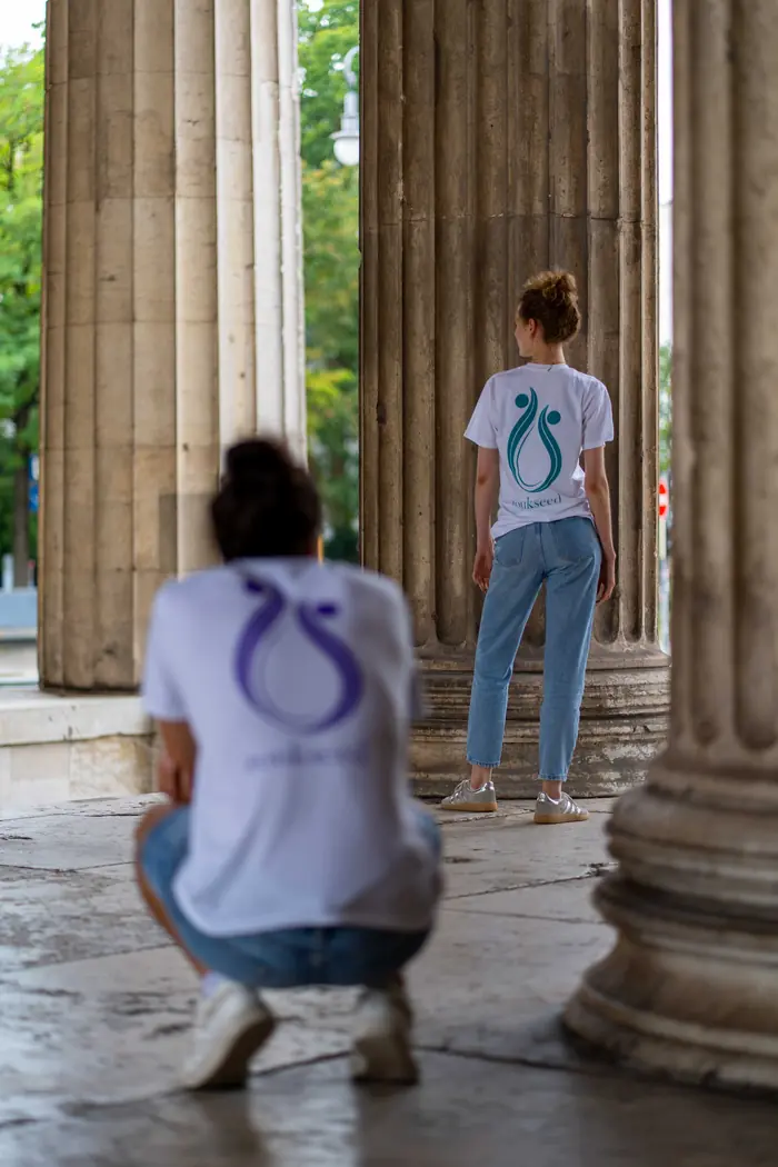 Shirt mit zoukseed-Motiv in Jade